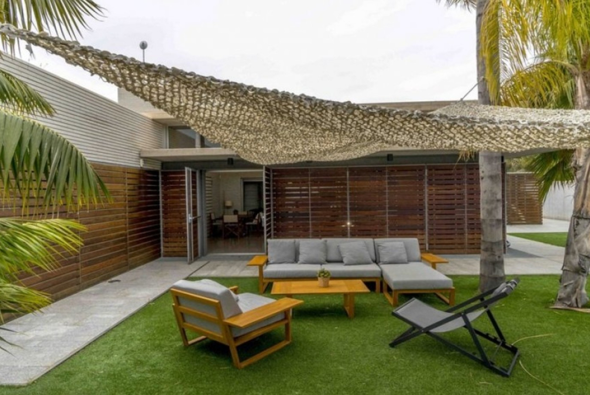 4 bedroom Detached Villa in Orihuela Costa
